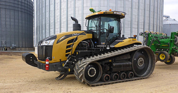 2016 Challenger MT865E track tractor sold at Ritchie Bros.